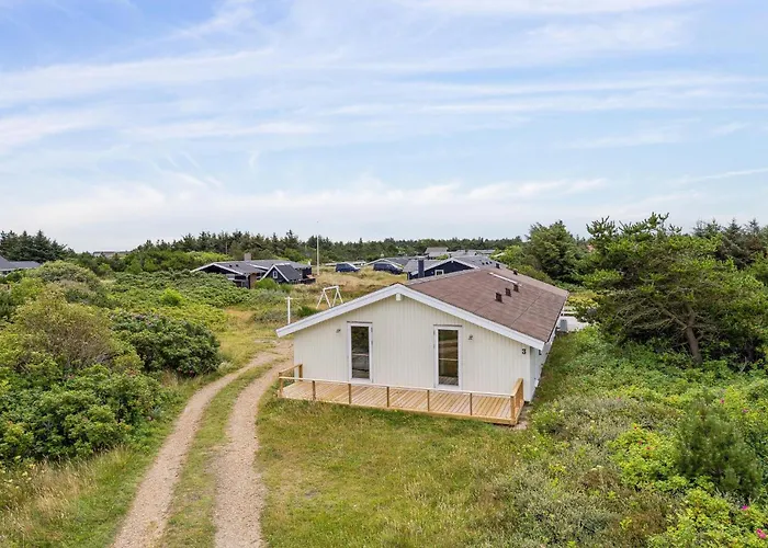 Сasa de vacaciones Awesome In Hvide Sande With Sauna