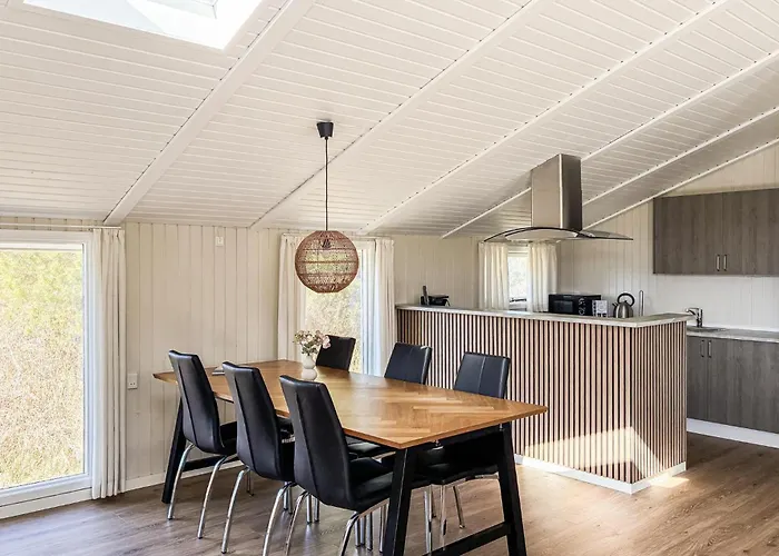 Awesome In Hvide Sande With Sauna Dom wakacyjny